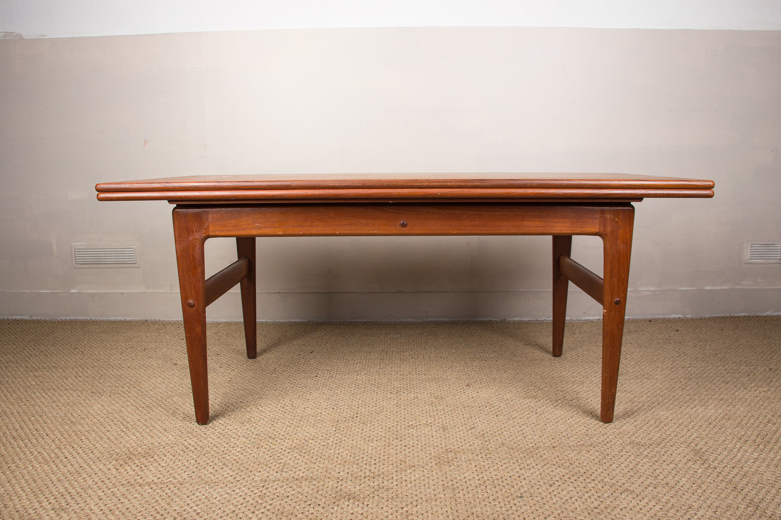 Danish teak table model "elevator" adjustable high and low, Kai Kristiansen, V.M.Mobler 1960