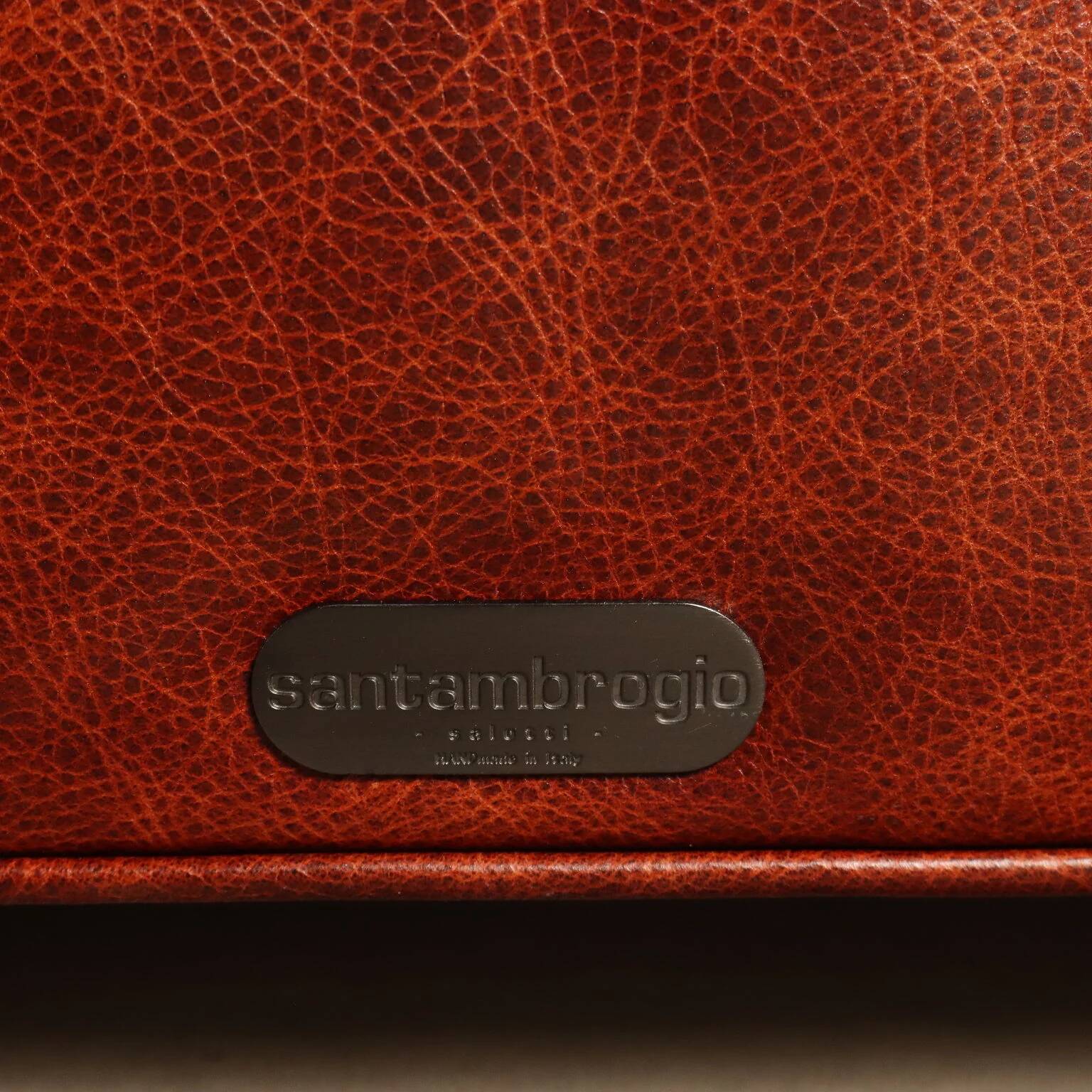 Canapé Chesterfield par la manufacture Santambrogio