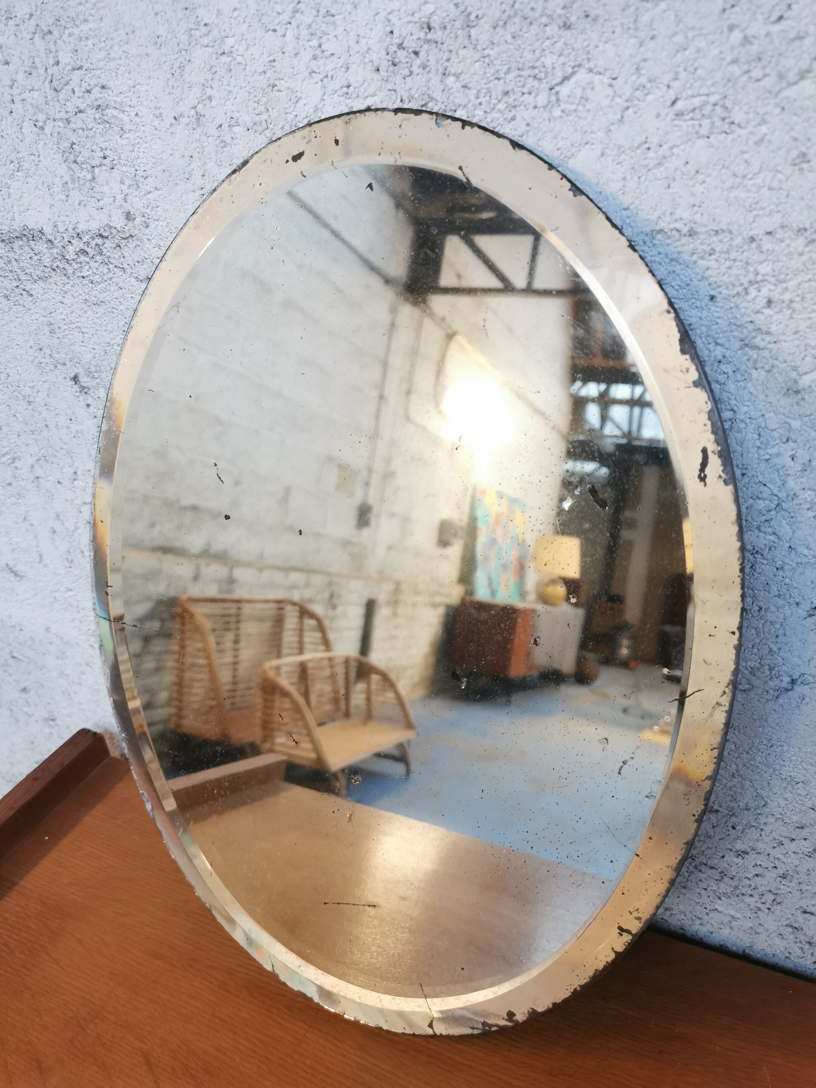 Oval beveled mirror