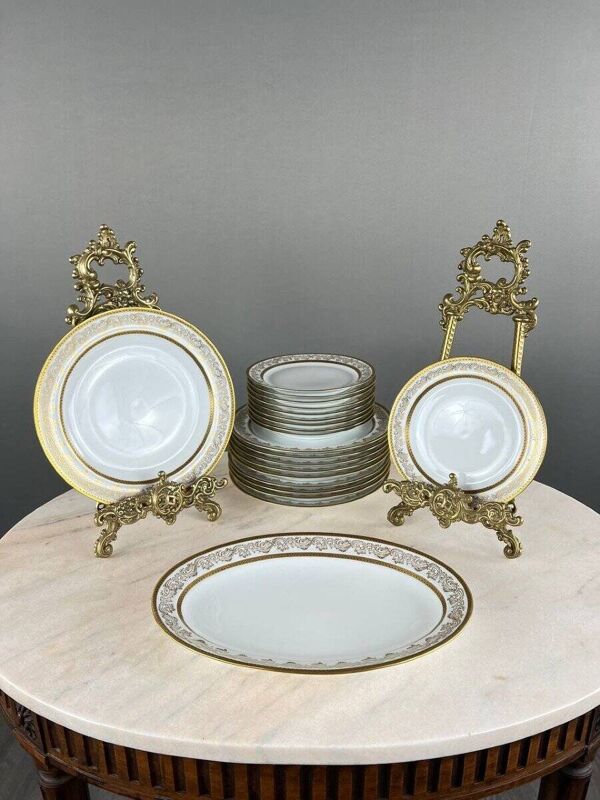 Service 25 Pièces En Porcelaine De Limoges, XXe Siècle
