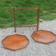 Table d'appoint pliante art déco en acajou et marqueterie double plateaux a