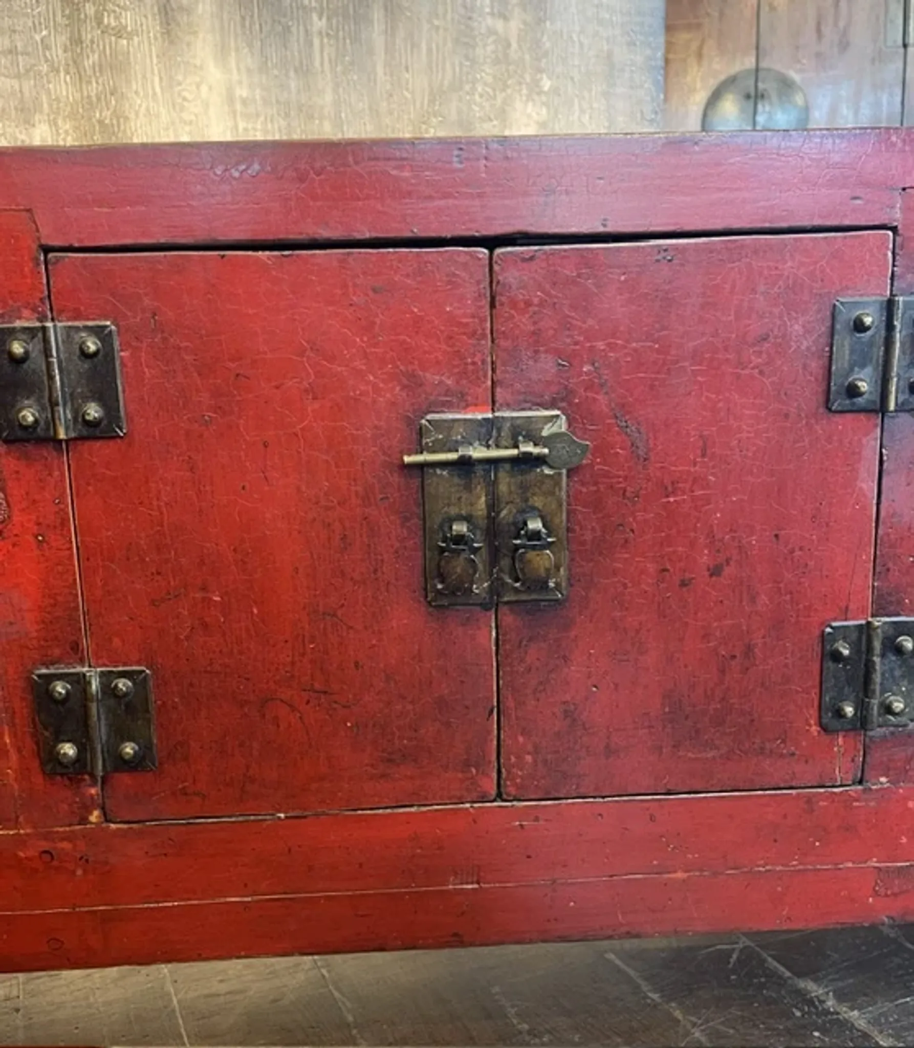 Low ancient Chinese enfilade