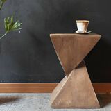 Table d’appoint en béton géométrique léger, table d’accent intérieure/extérieure moderne, table multifonctionnelle