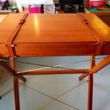 Watchmaker's establishment transportable in pear tree