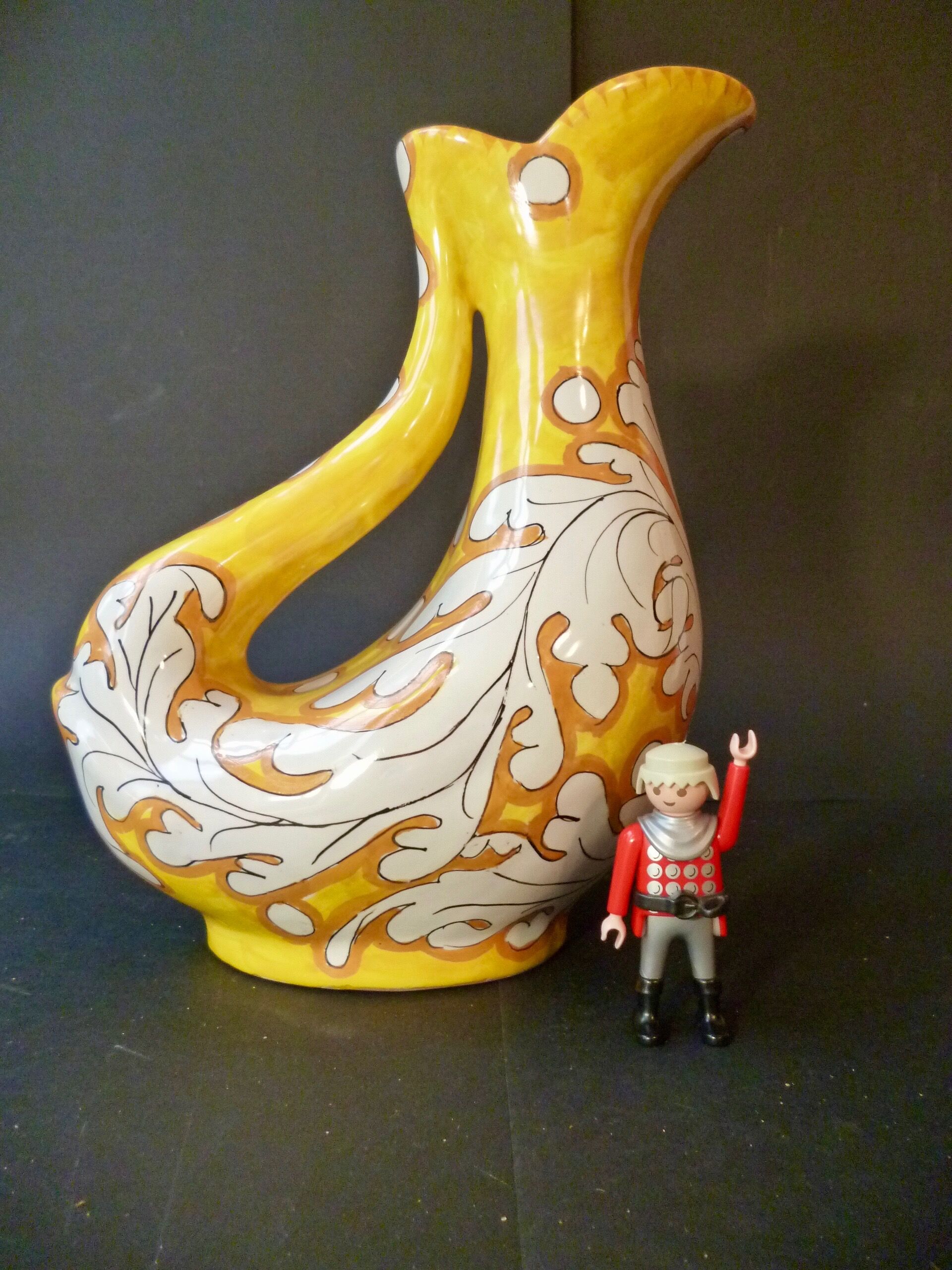 Pitcher ceramic, "giacomini orvieto" Italy