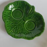 Salt and pepper shaker set with fish design from the 1970s.