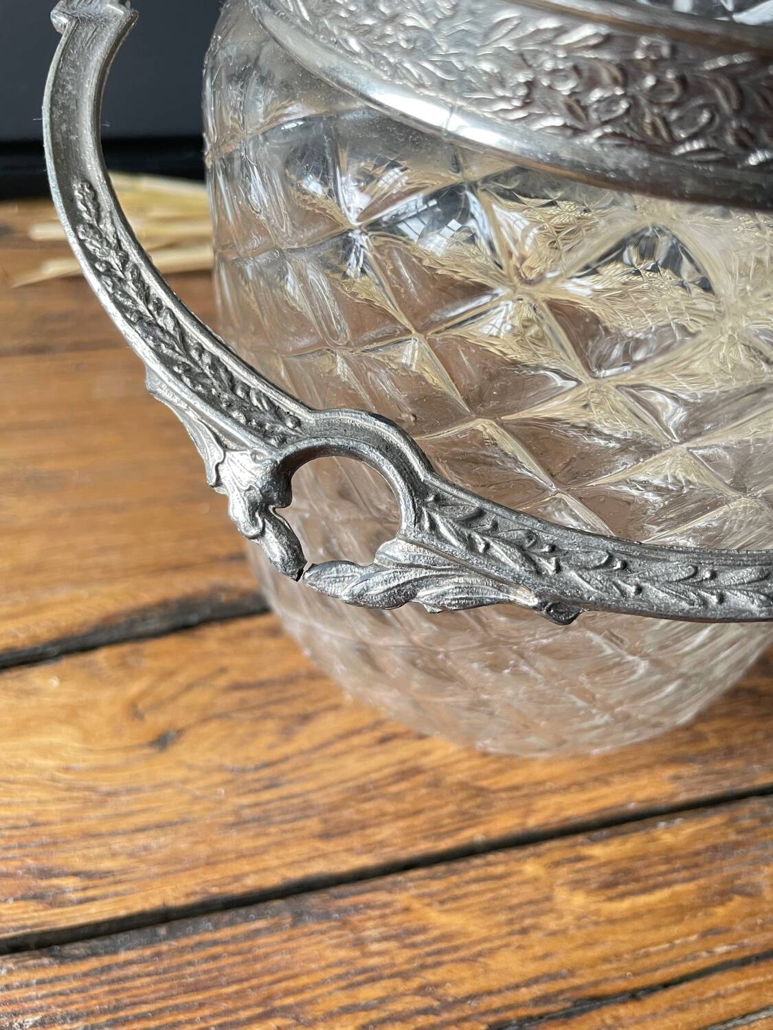 Antique cookie jar or ice bucket