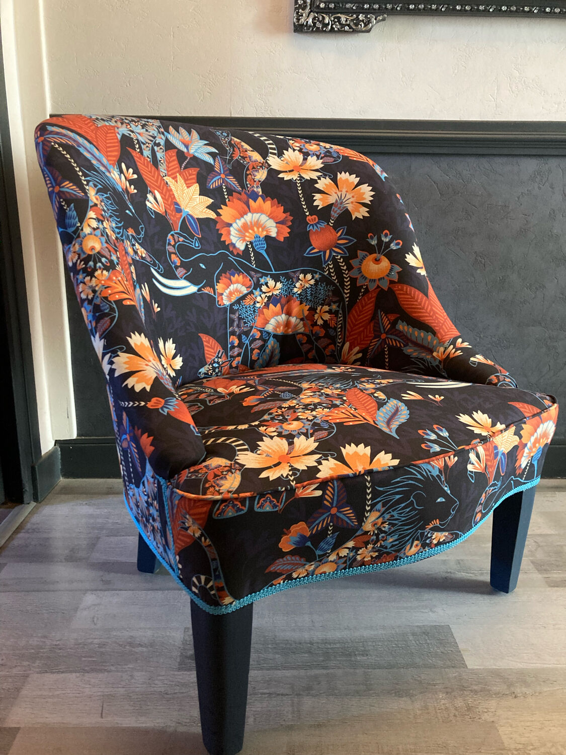 Toad armchair