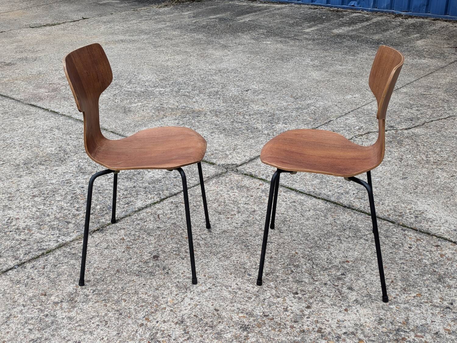 Pair of Hammer Chairs, Hammer, Model 3103 by Arne Jacobsen for Fritz Hansen, 1960s vintage