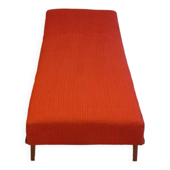 Vintage 1960s daybed