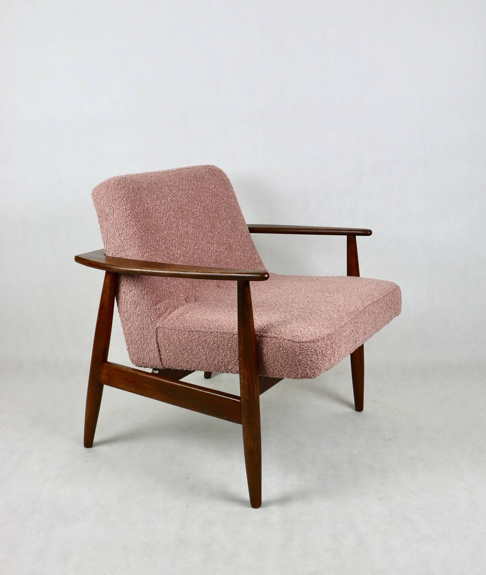 Pink Boucle GFM63 Lounge Chair by J. Kedziorek, 1970s