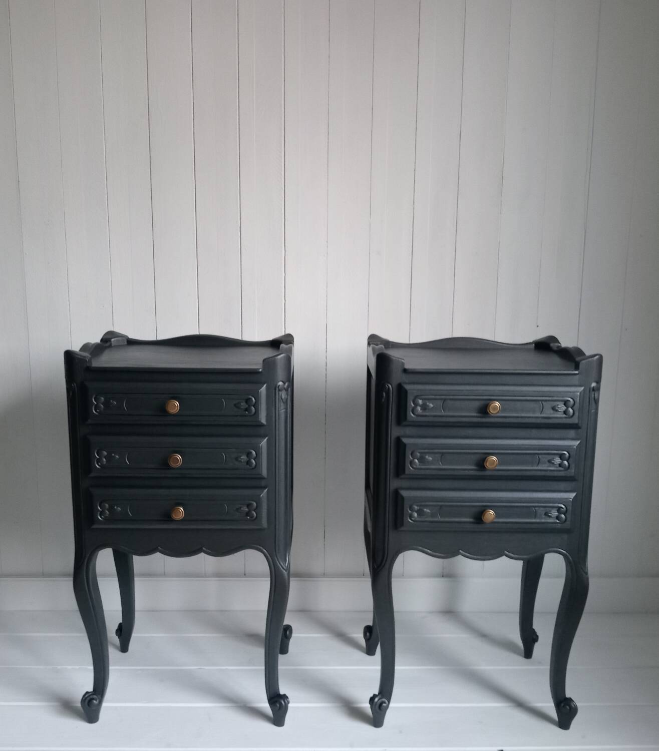 Paire de tables de chevet