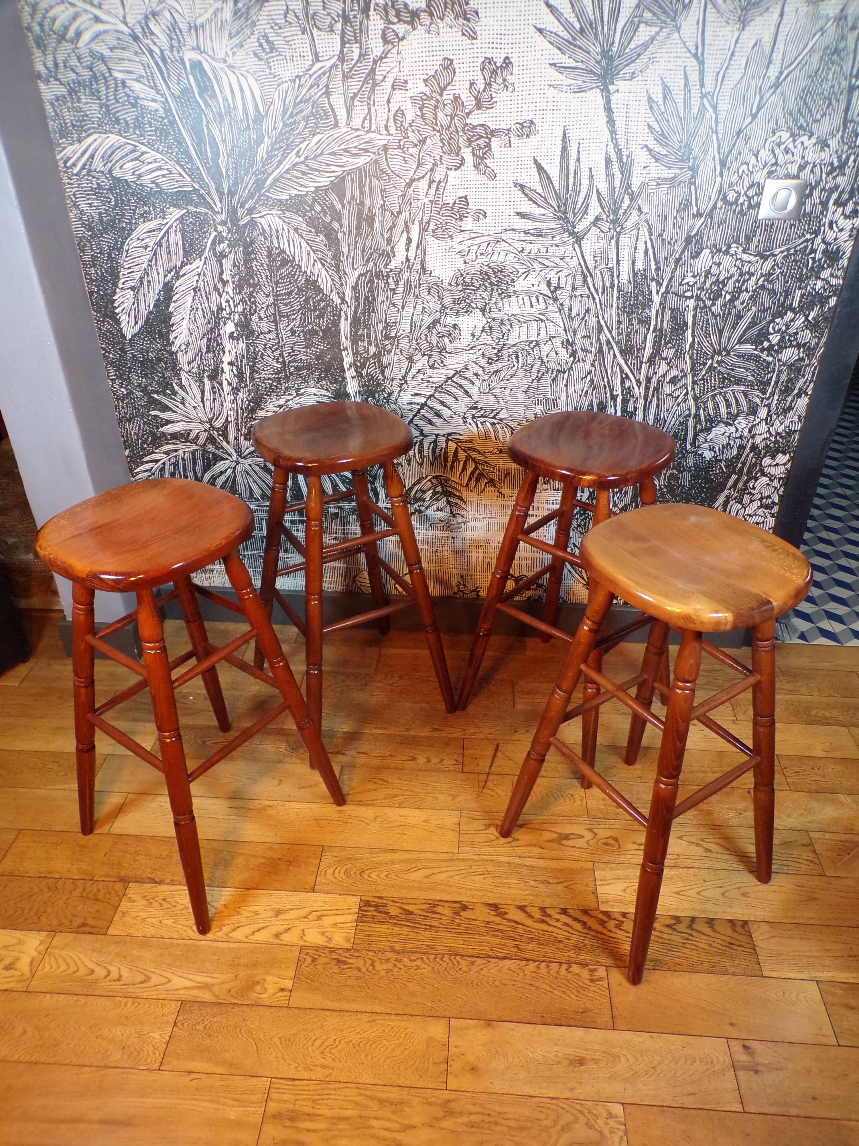Set 4 tabourets de bar en bois