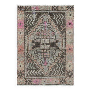 Vintage Handmade Scatter Rug, Turkish Accent Rug, Decorative Door Mat