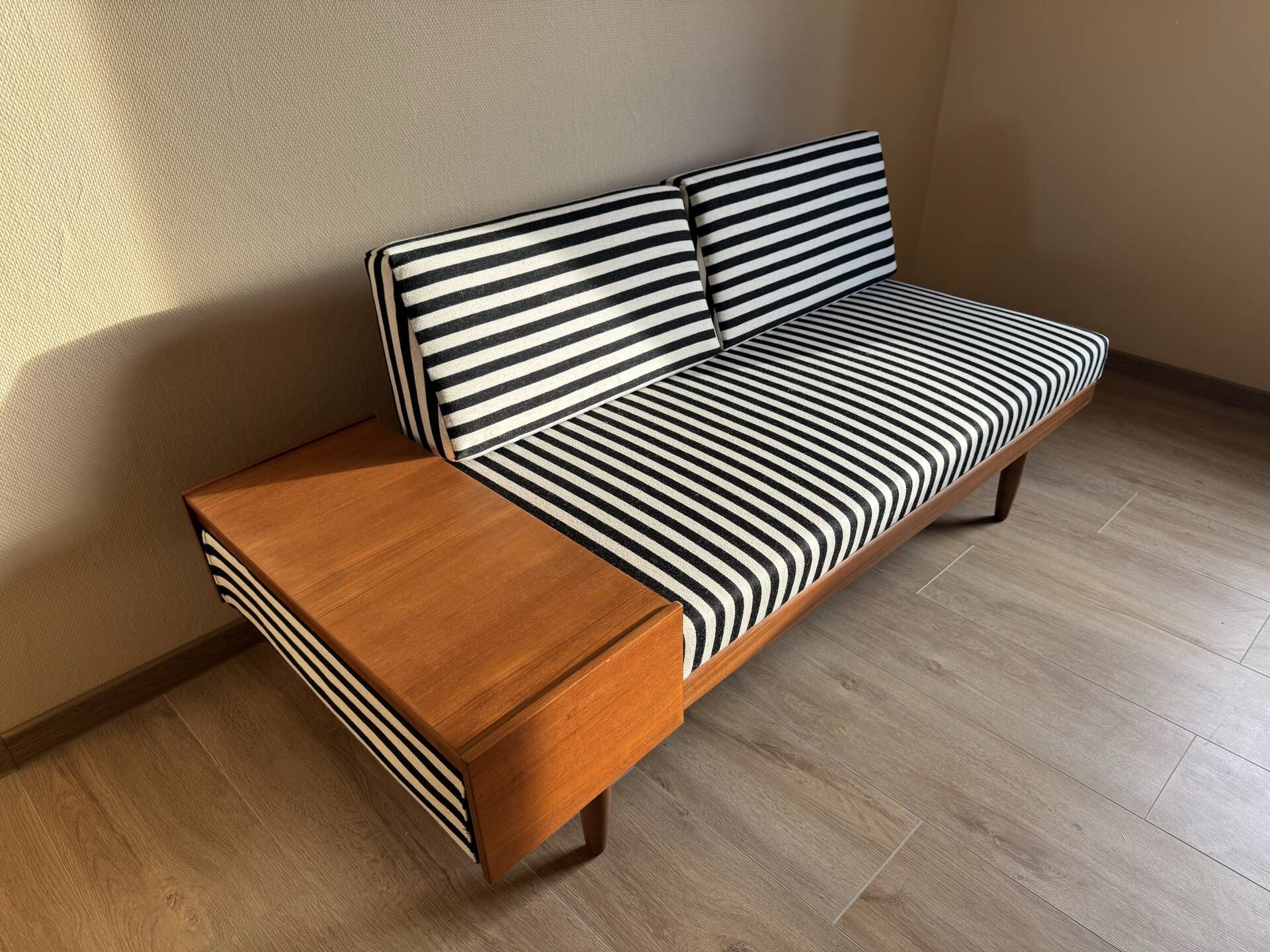 Vintage Scandinavian Ekornes Svane retro daybed MidCentury 1960s