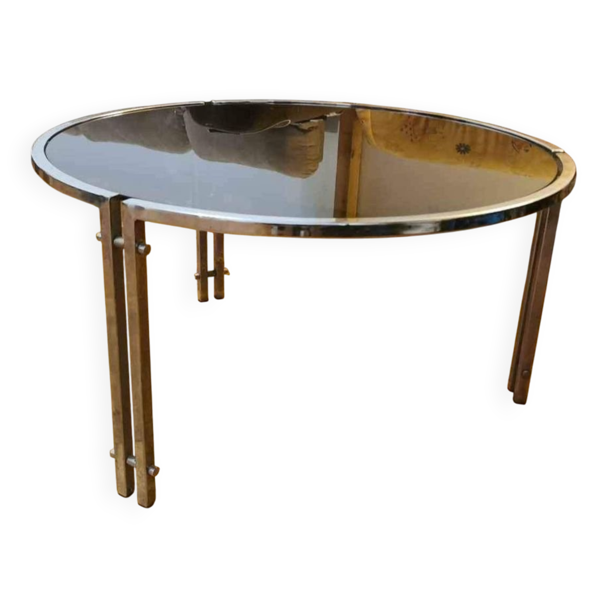 Mid-century round coffee table in silver chrome with a glass top — 1960s