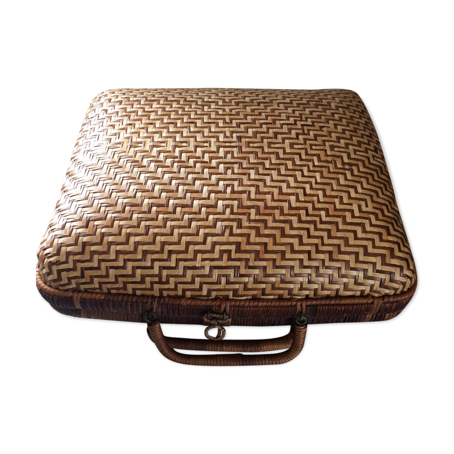 Vintage wicker case