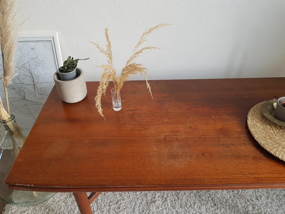 Scandinavian coffee table circa 1960 - by F. Ohlsson in teak (model Sesam, brand Tingstrom)