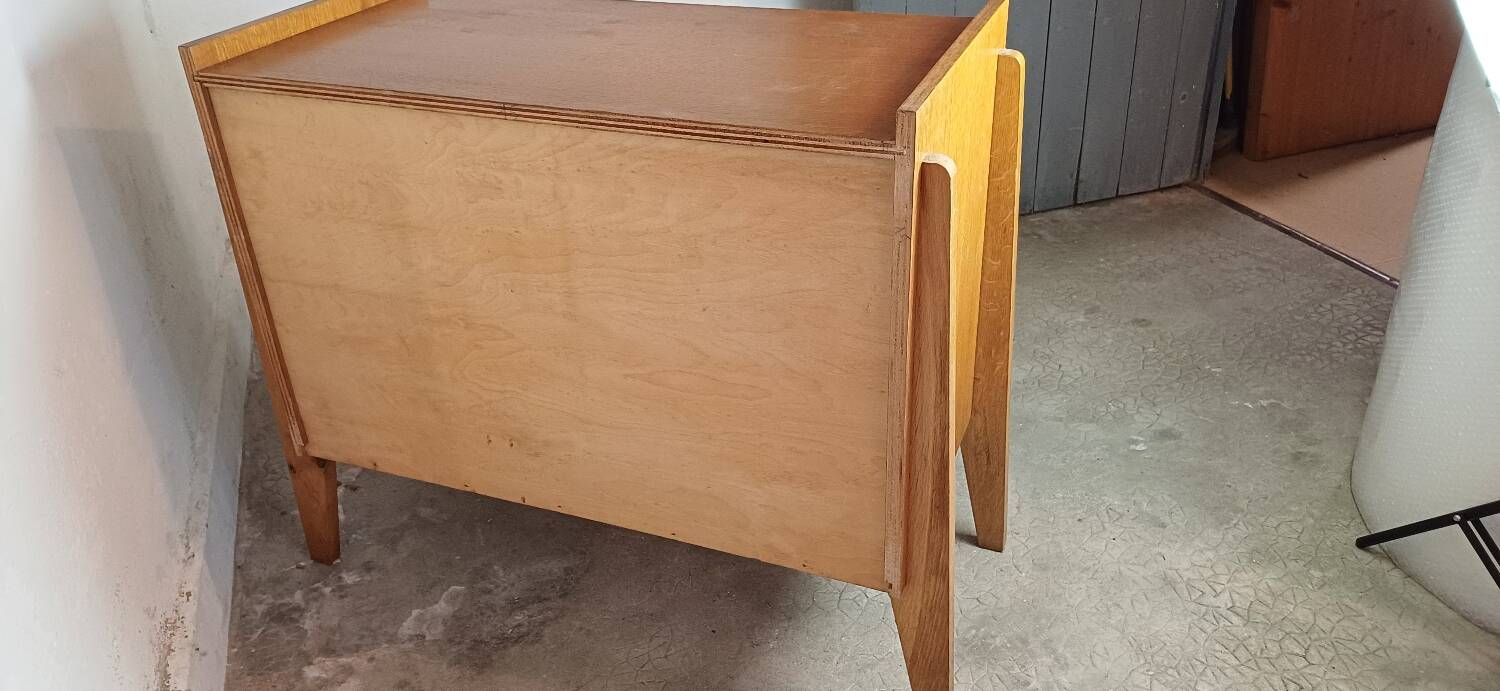 Vintage chest of drawers with compass feet