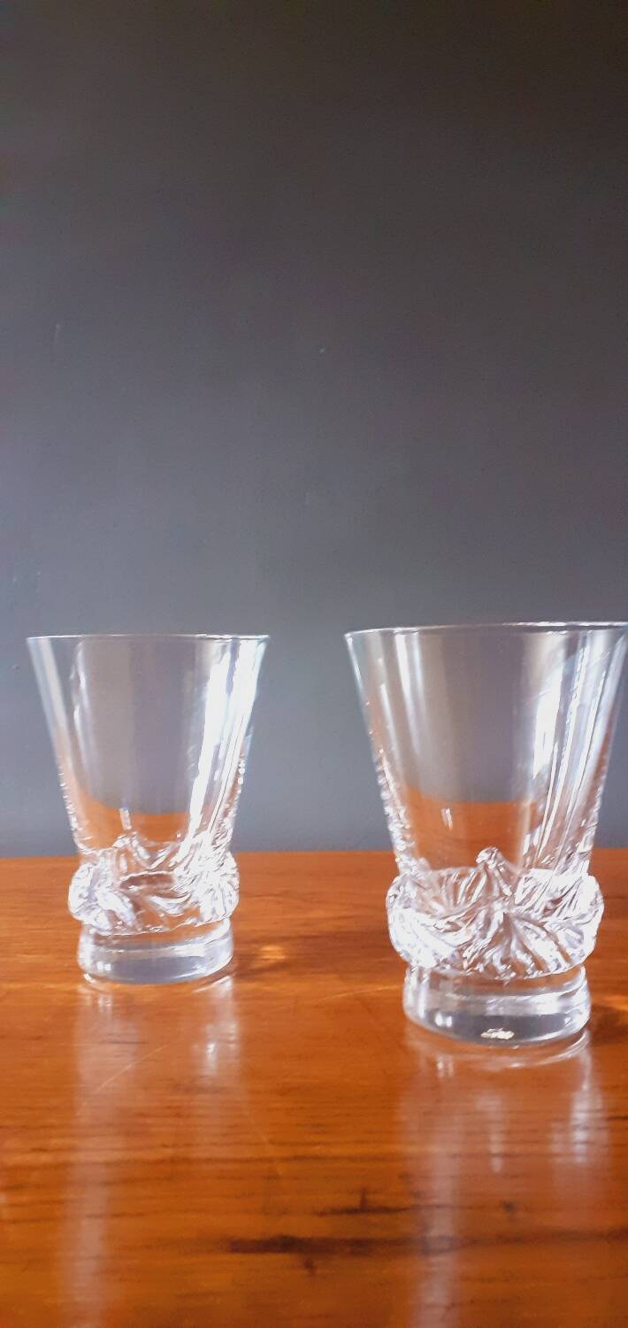 2 wine glasses from the 1950s in crystal by Daum, Sorcy model