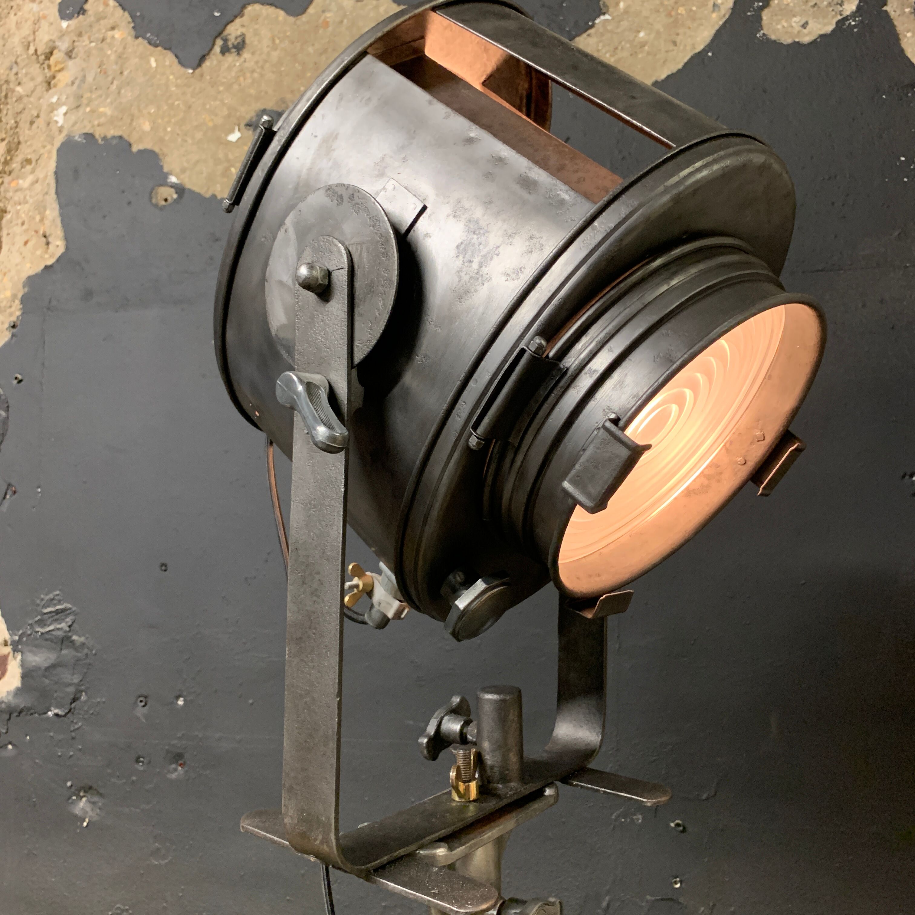 Cinema projector 1k A.E cremer 1940