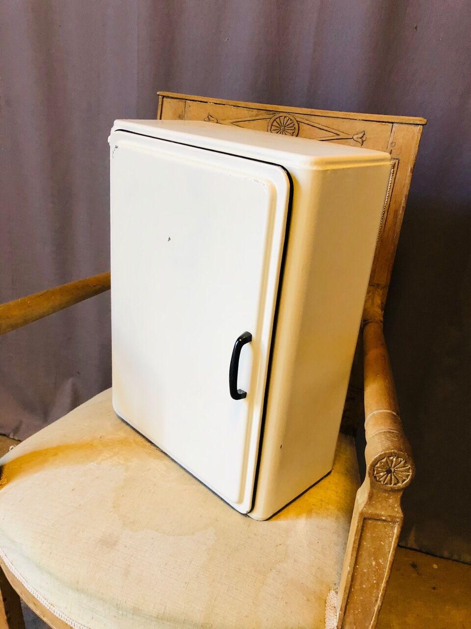 White medical cabinet