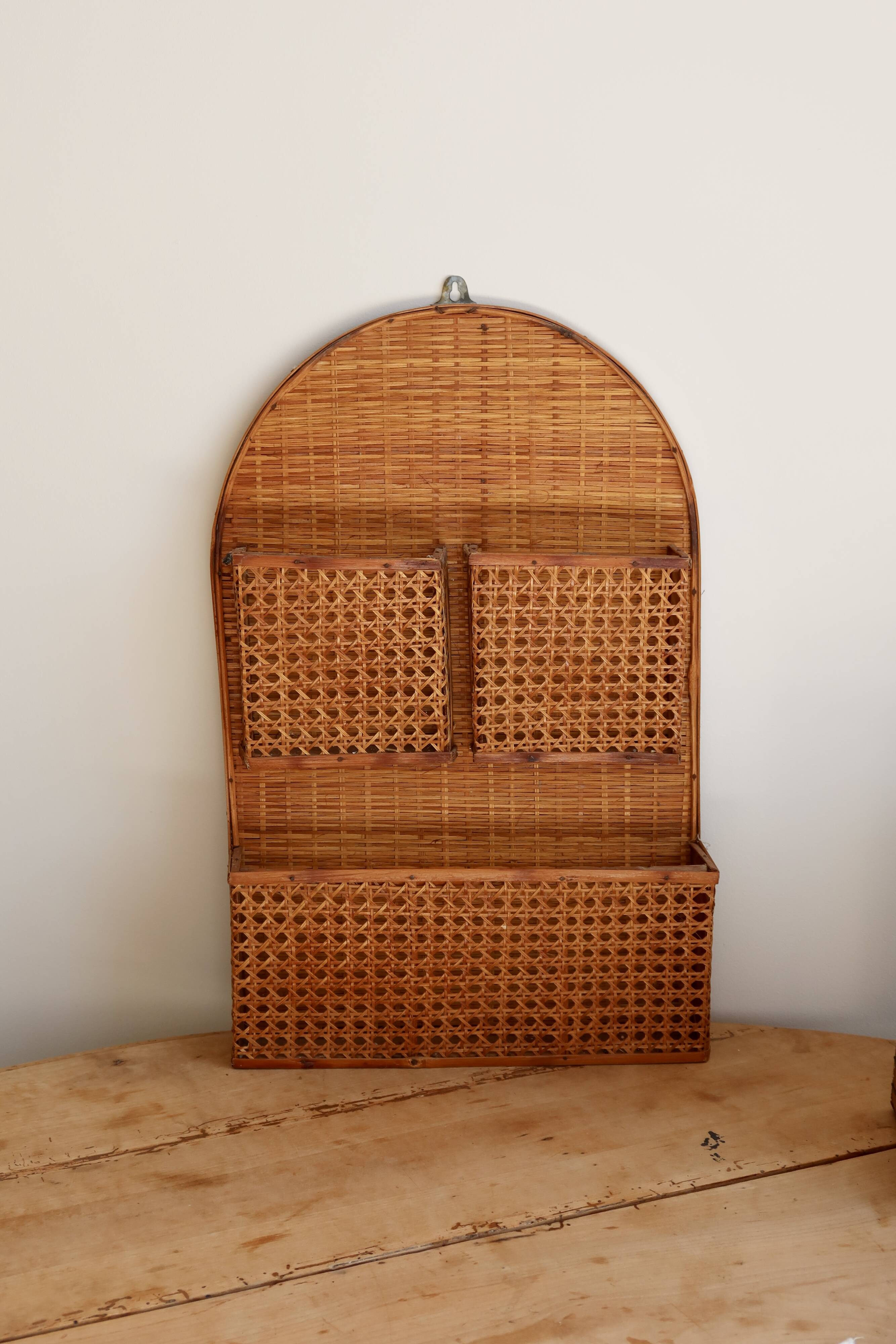 Étagère murale vintage rotin 3 compartiments - Rangement mural