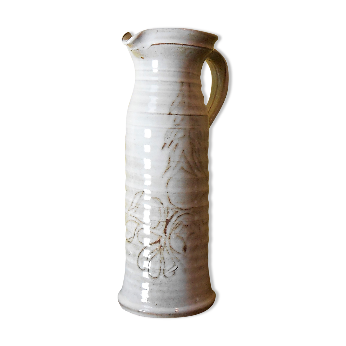 Pitcher ceramic