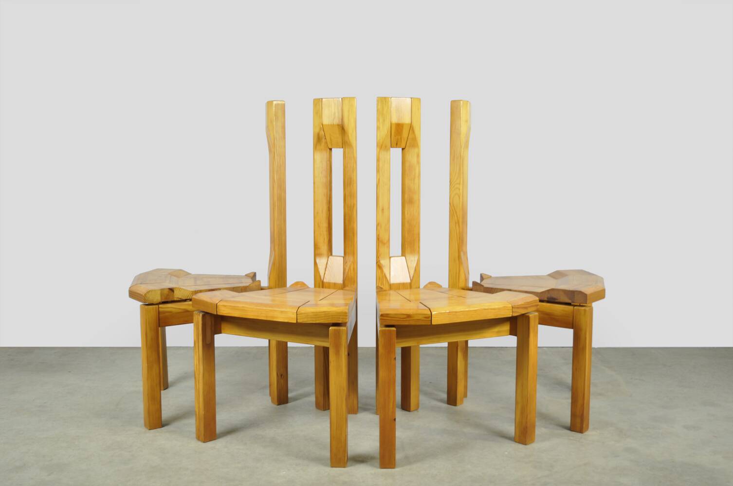LAUKAAN PUU / brutalist pine dining table chairs “Rantasipi” / Finland 70s