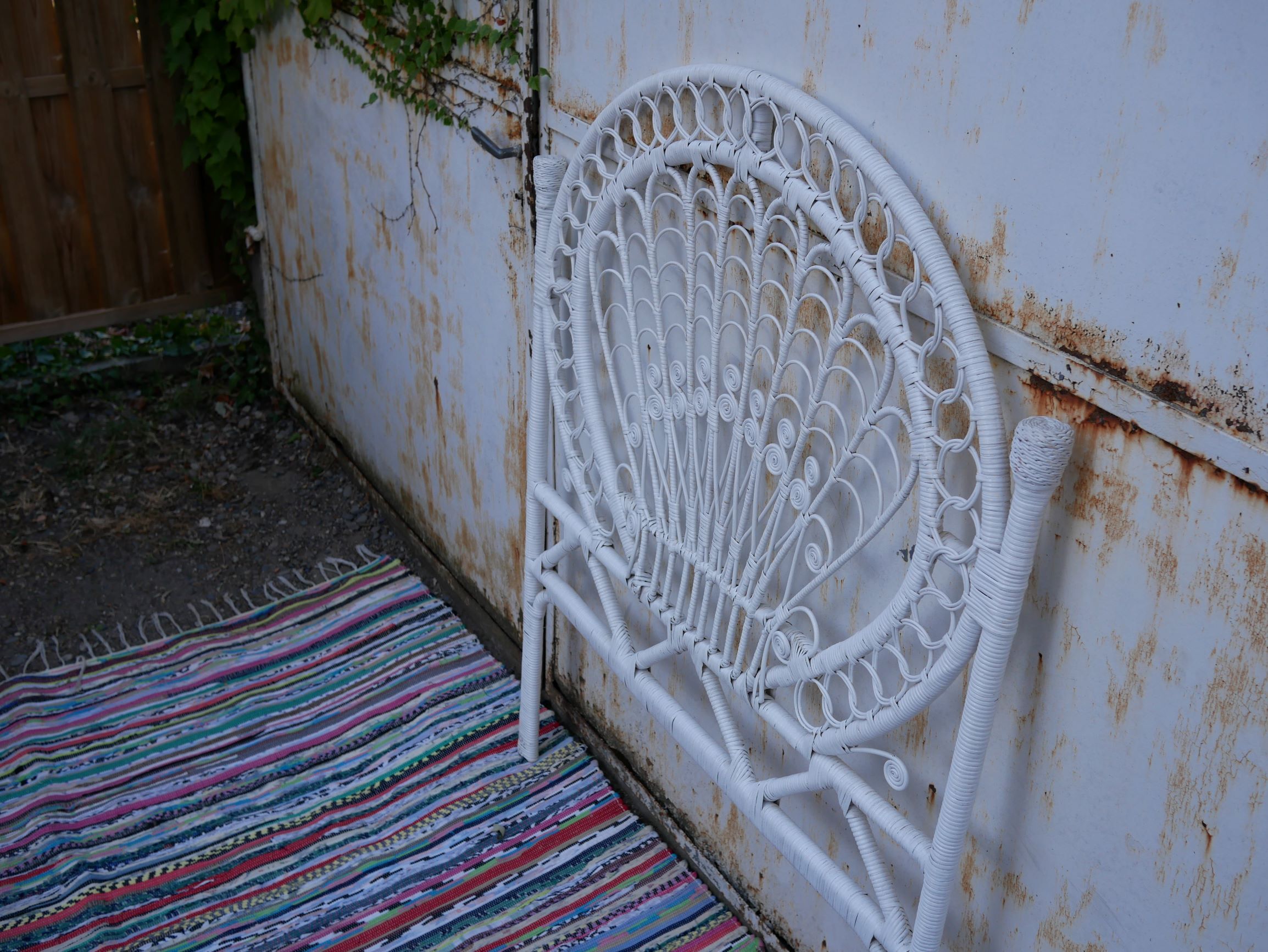 Headboard rattan "peacock".