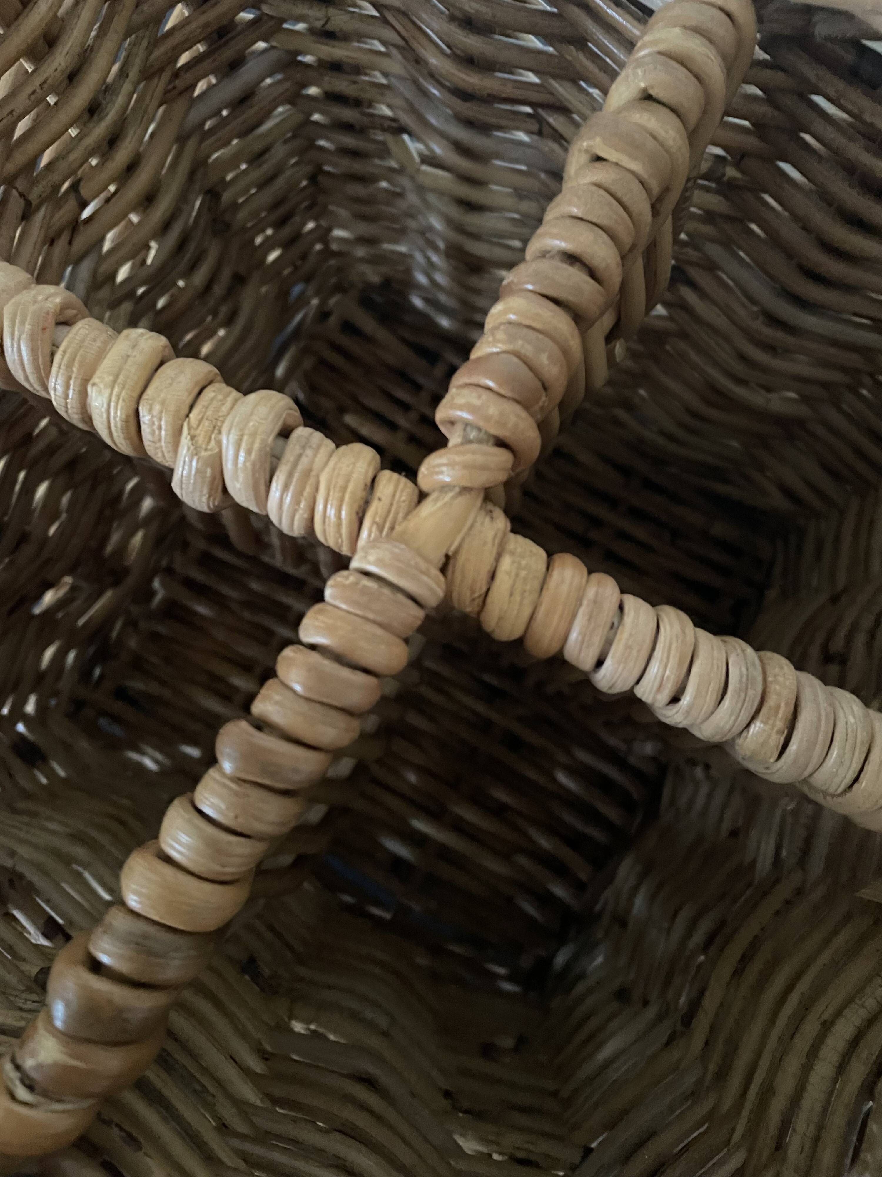 Bottle storage basket