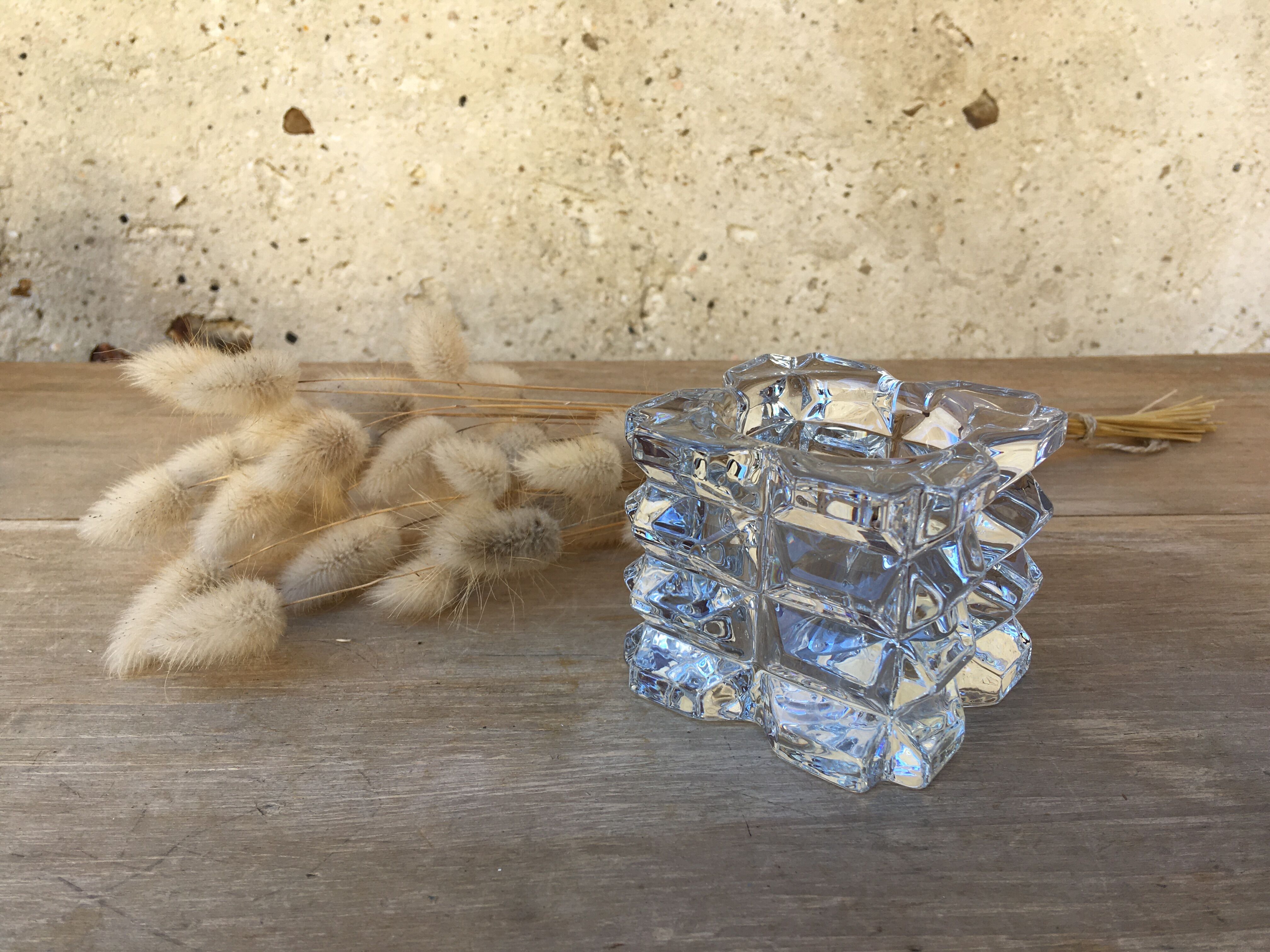 Pair of square photophores