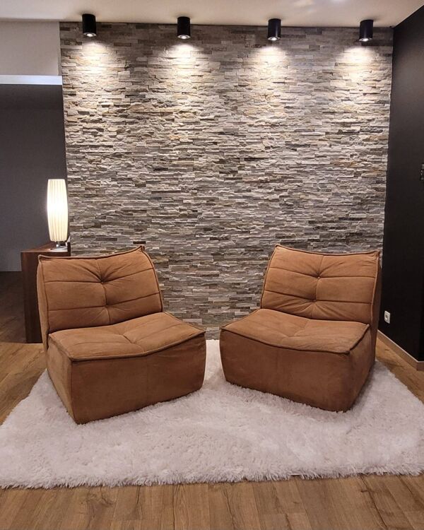 Paire de fauteuils en velours pêche par Beka, 1970