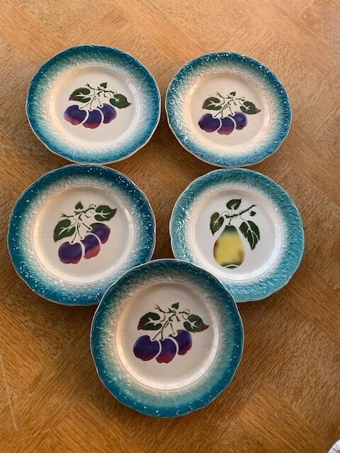 Lot de 5 assiettes en barbotine art deco estampillées Clairefontaine Graves LG