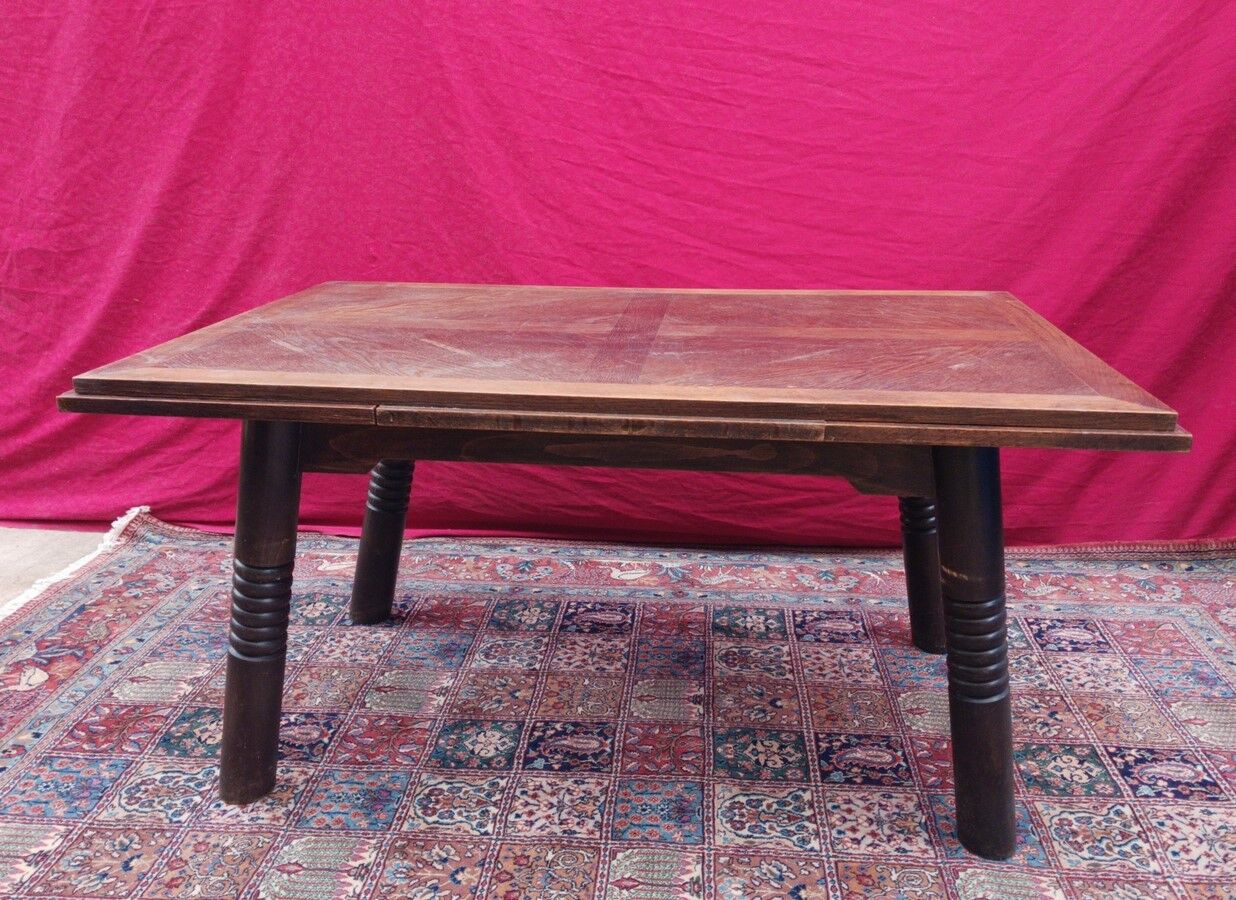 Dining room table
