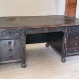 Important antique American desk in carved wood – circa 1900 –