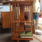 Swivel bookcase