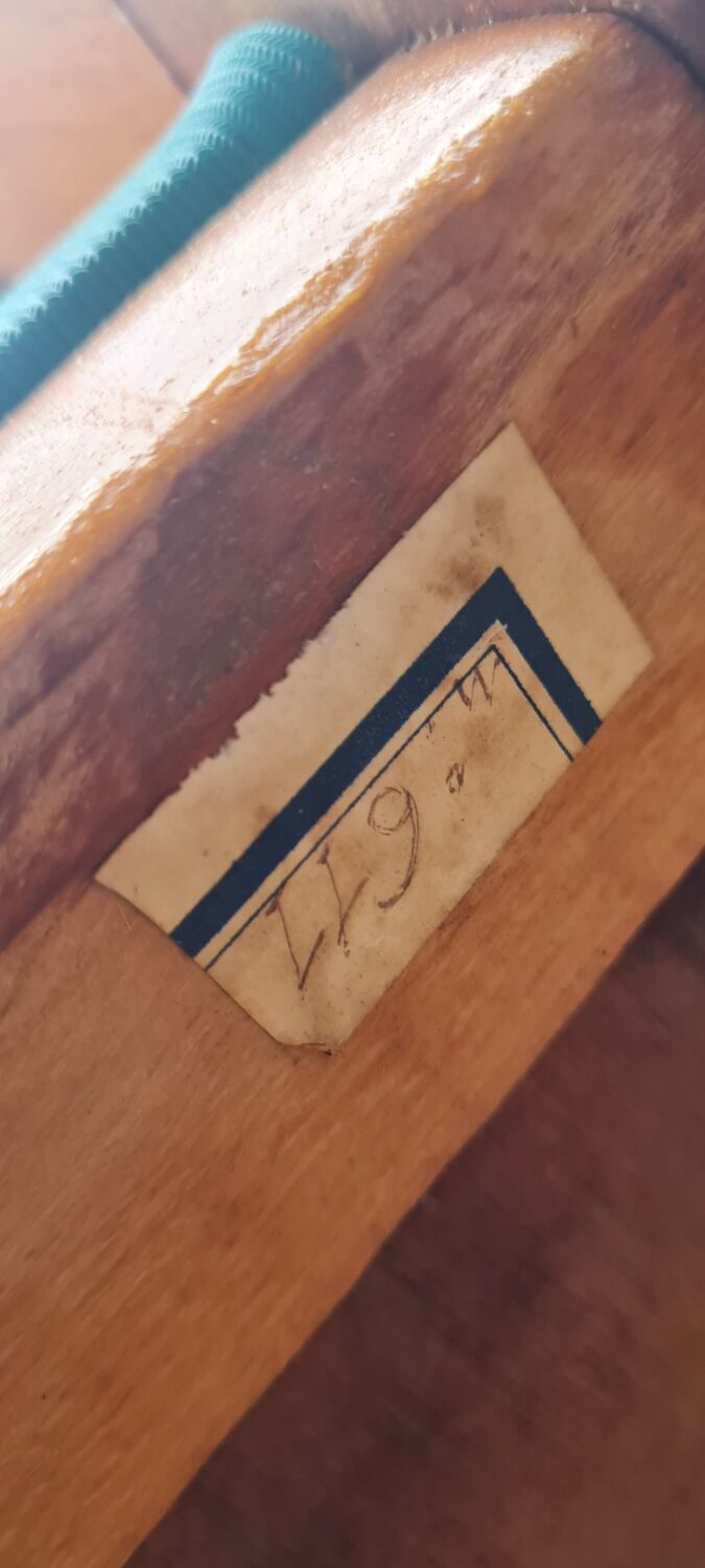 Light wood bridge armchair