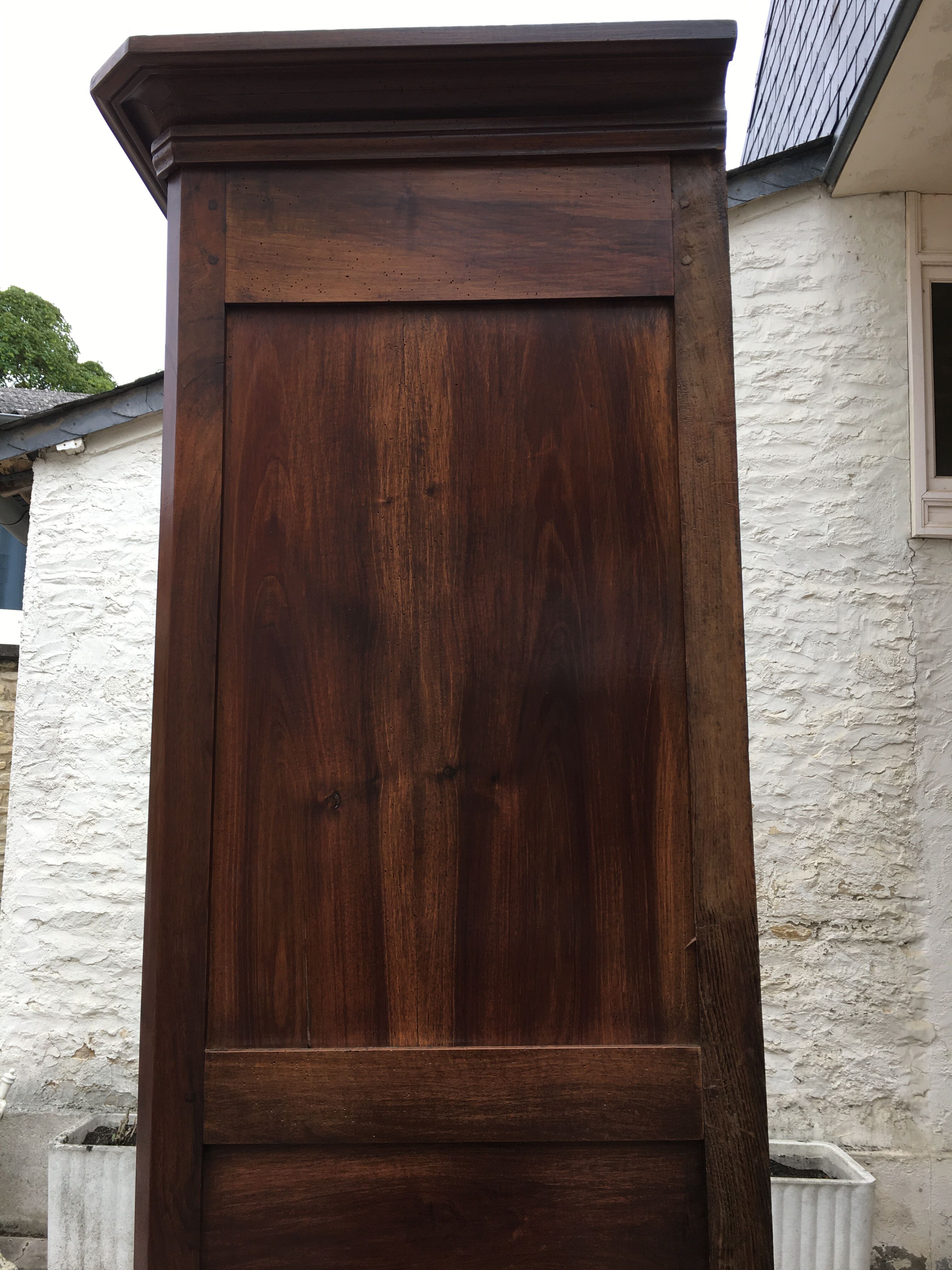 Wardrobe Louis XV Poitou from XIXth in walnut