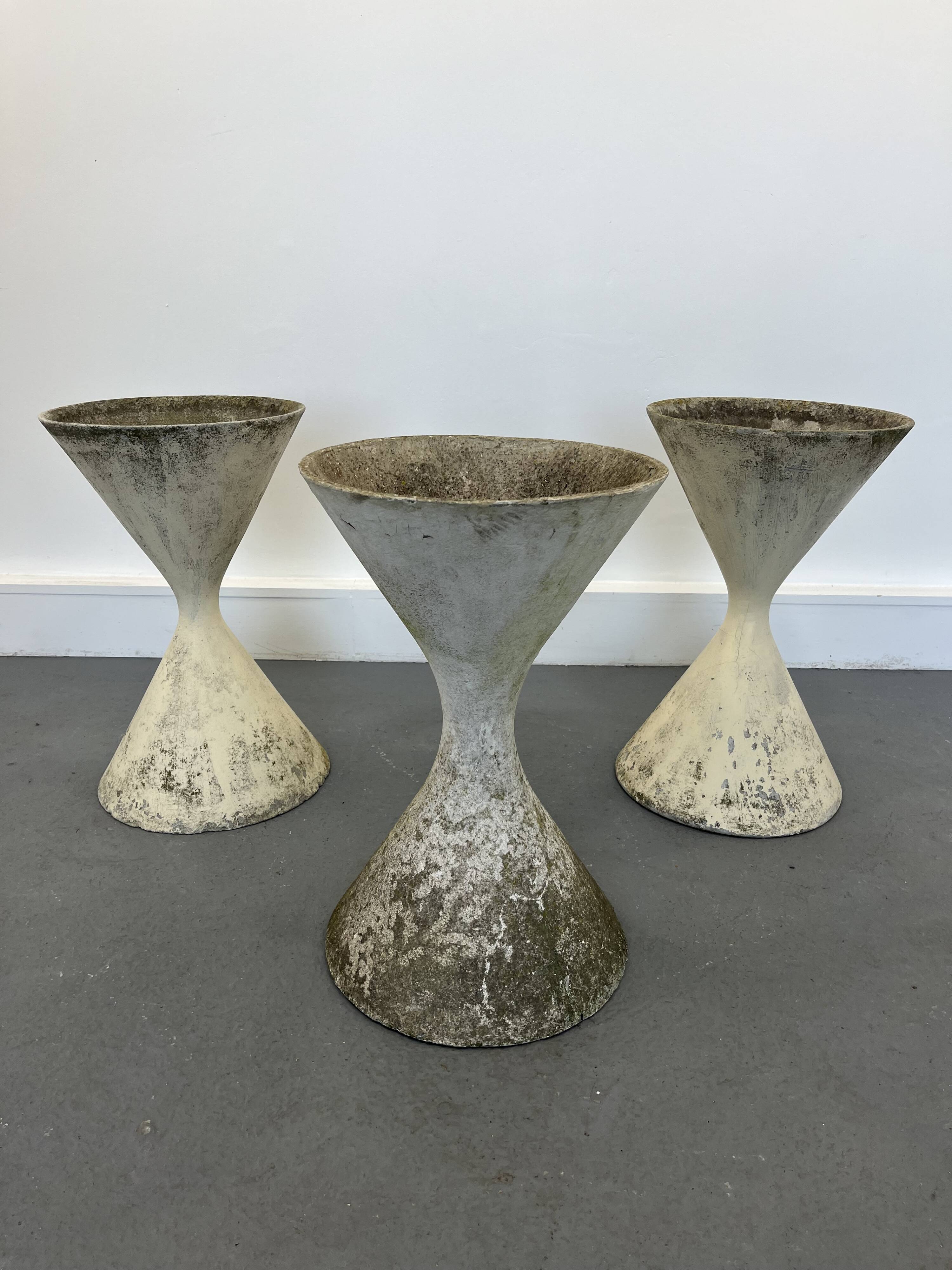 3 planters design Anton Bee assisted by Guhl edition Eternit 1958