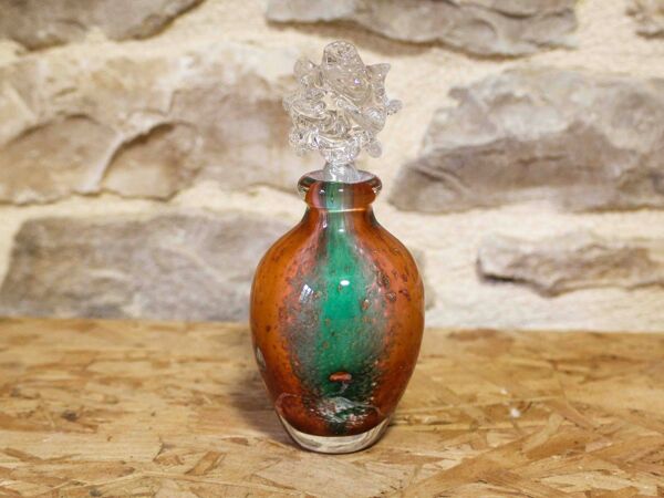 Flacon en verre Jean-Michel Operto à Biot