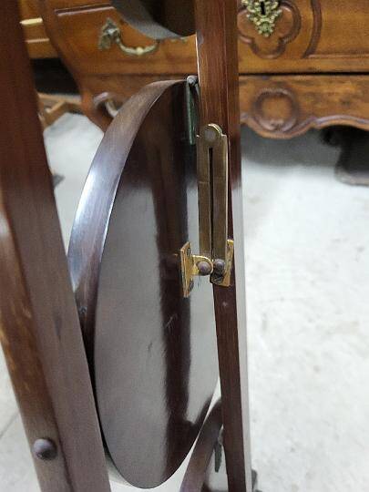 Folding mahogany cake stand