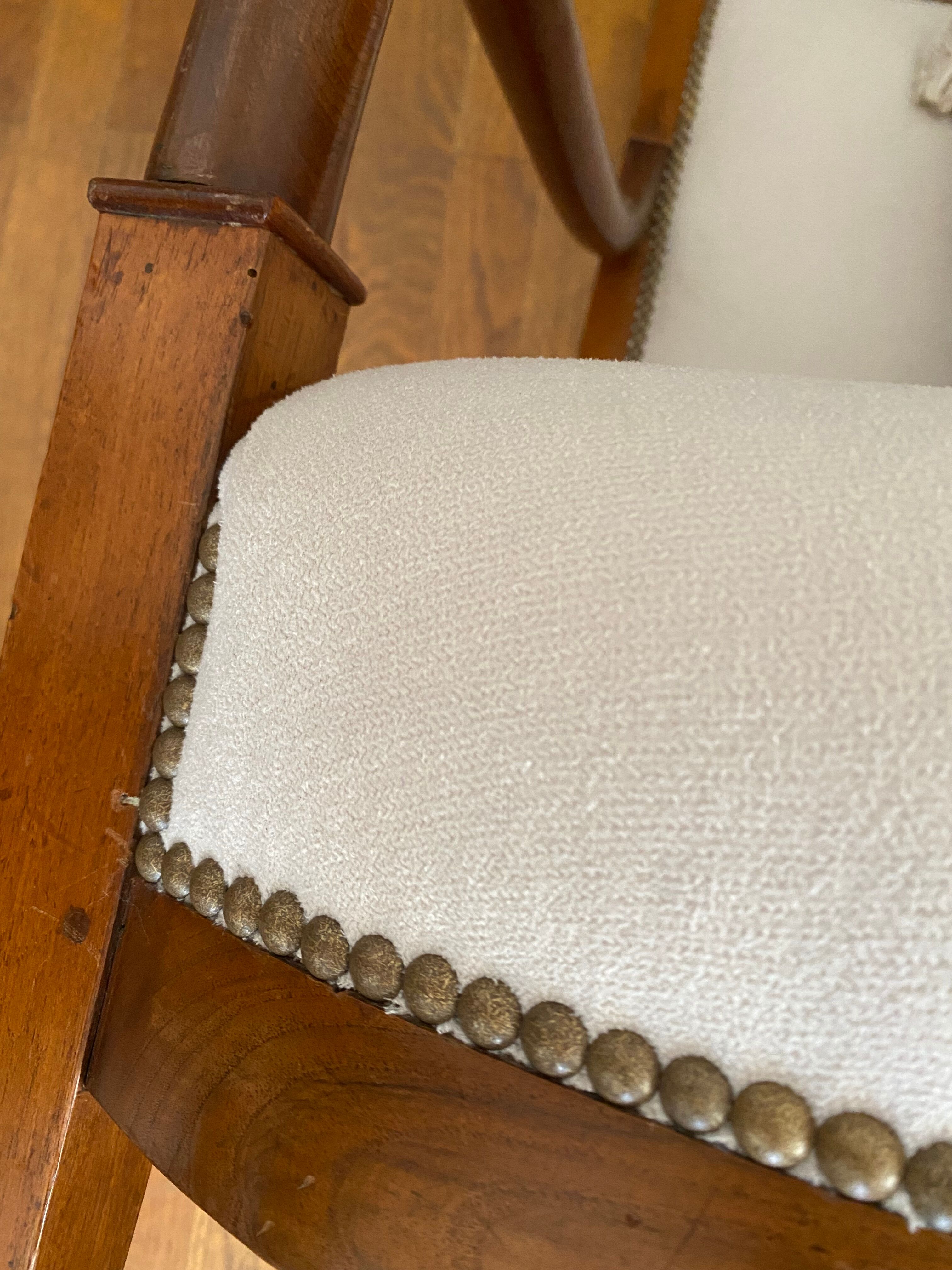 Walnut bench, from the restoration period, covered in white.