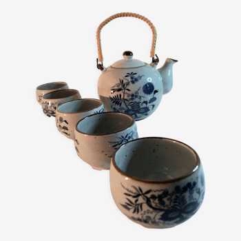 Service à thé, théière et cinq bols de style oriental