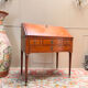 BUREAU DE PENTE DE MILIEU EN ACAJOU DE STYLE LOUIS XVI XIX EME SIÈCLE 