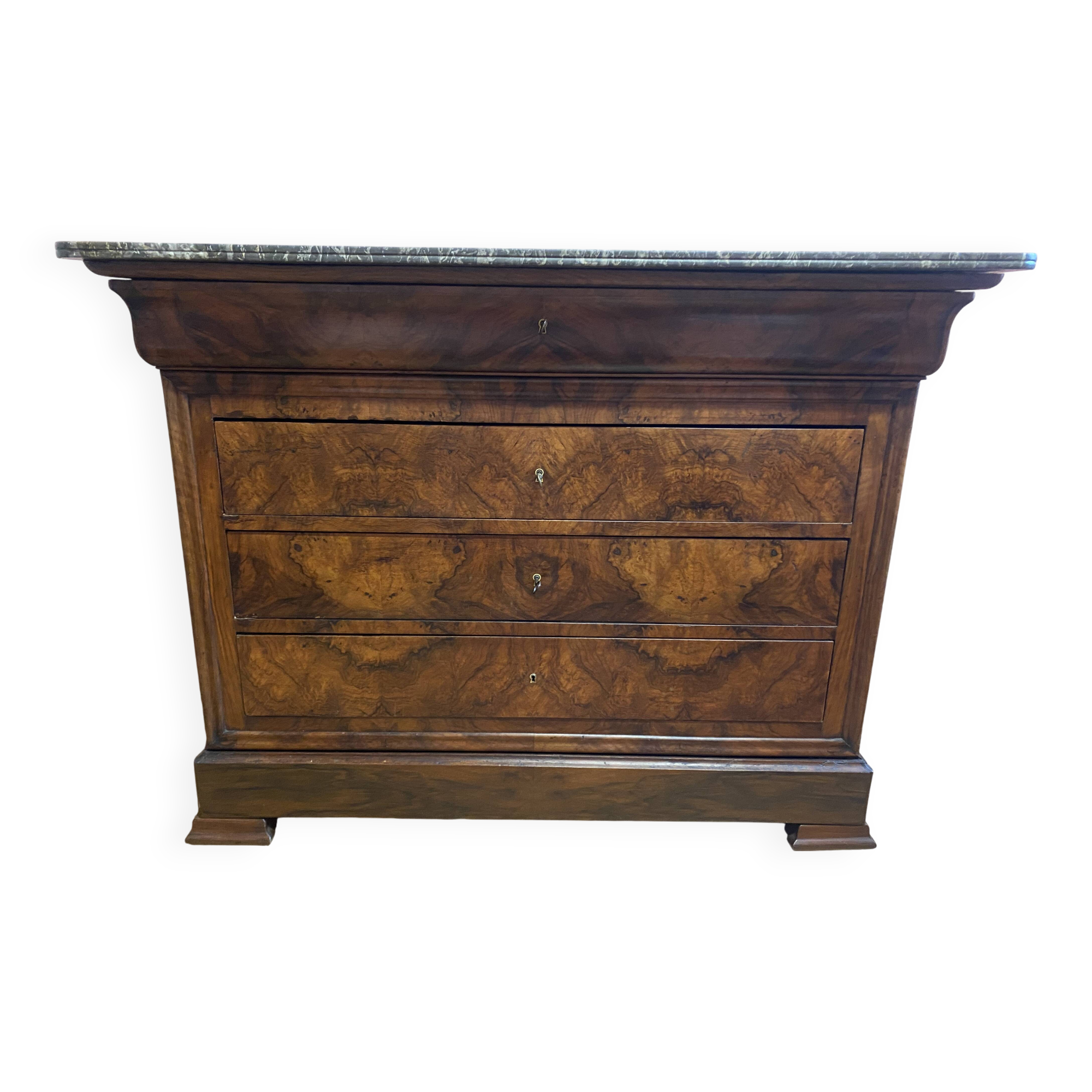 Louis Philippe chest of drawers in walnut