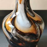 Florence Design opaline vase. Pop Art style. Designer Carlo Moretti. High 25.5 cm