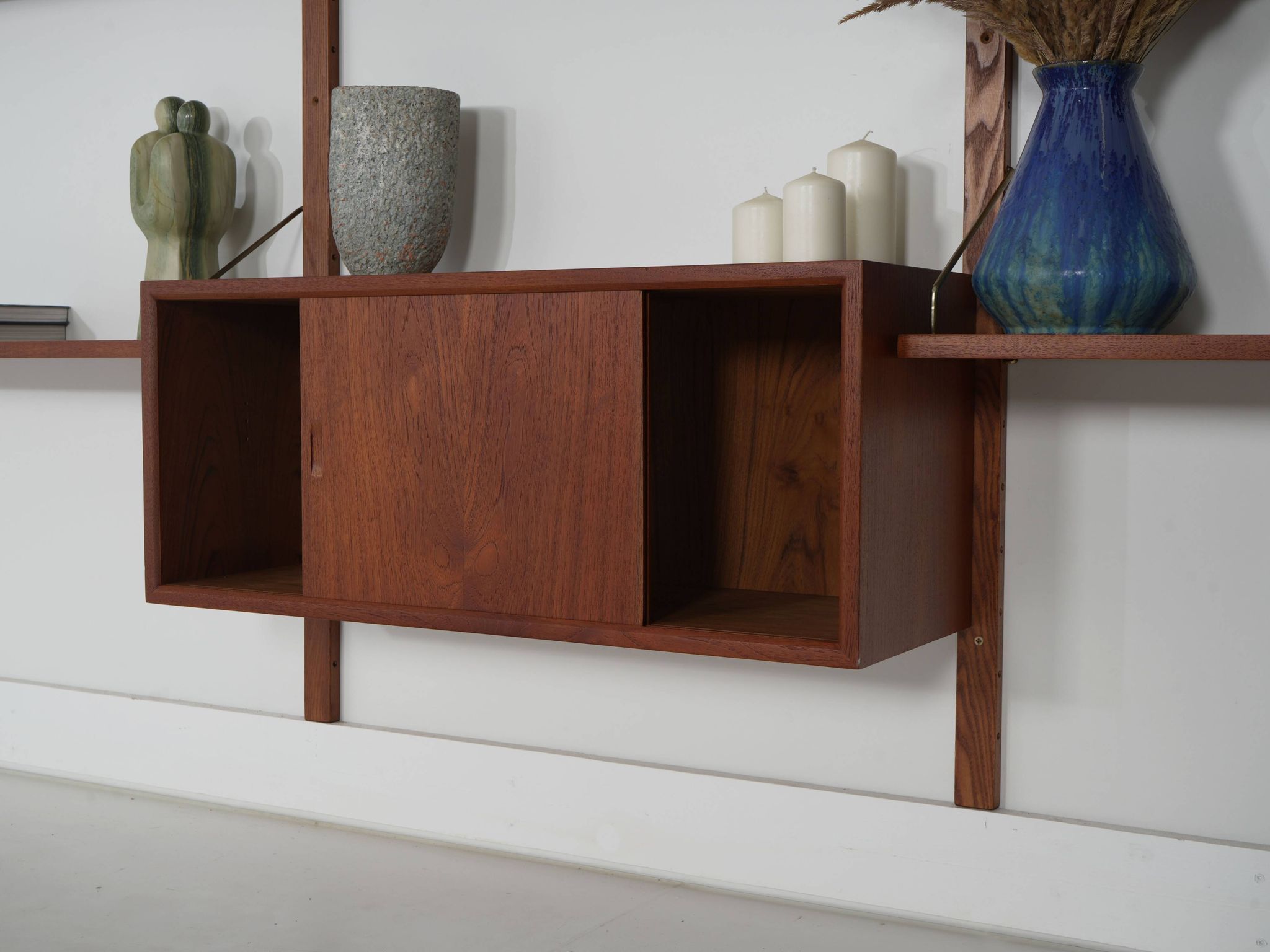 Système de rayonnage modulaire Royal, Poul Cadovius pour CADO, années 1960.