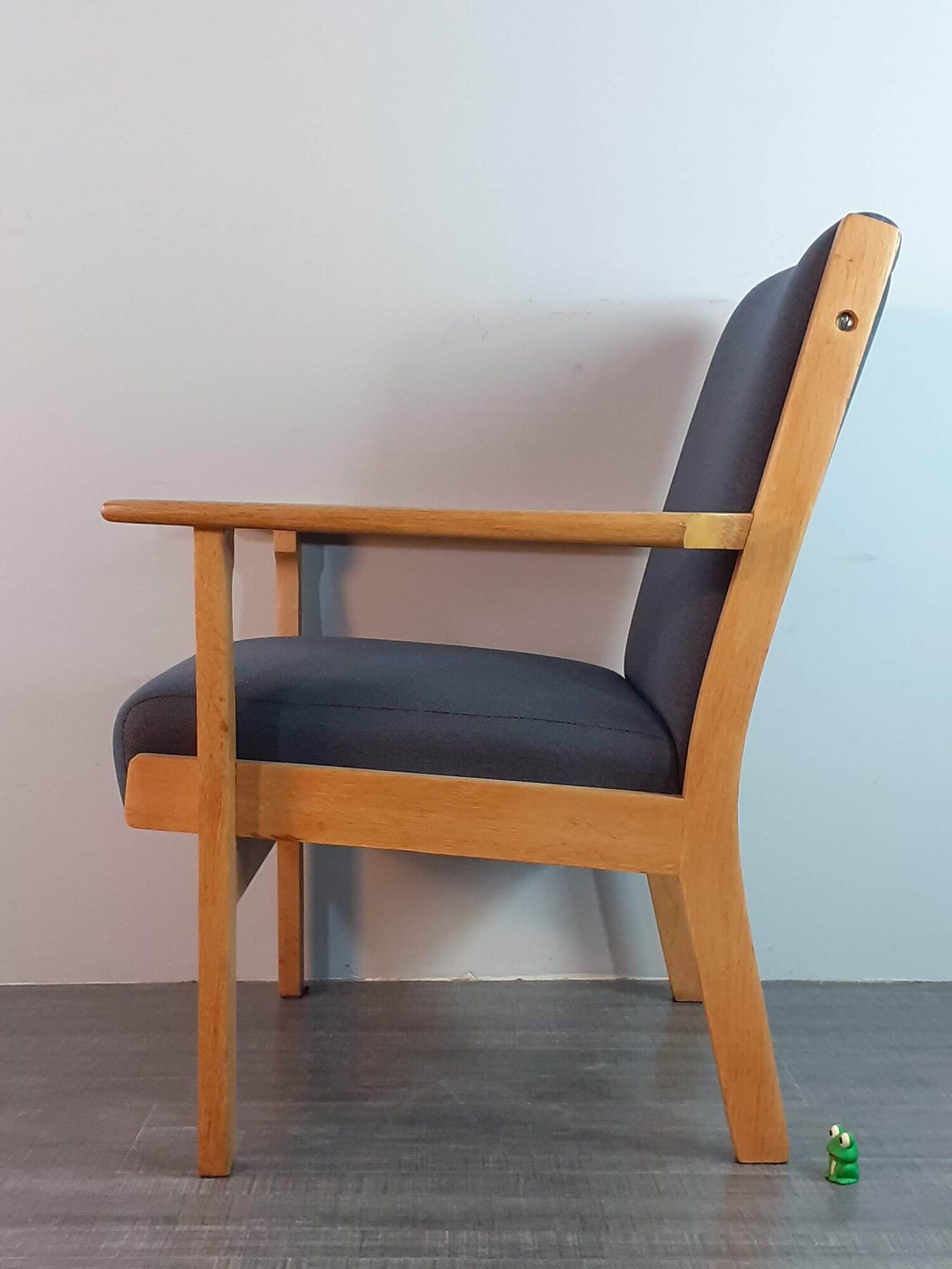 Hans Wegner GE-330 chair by Getama, Vintage Scandinavian 1960s