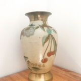 Vase en laiton - motif floral